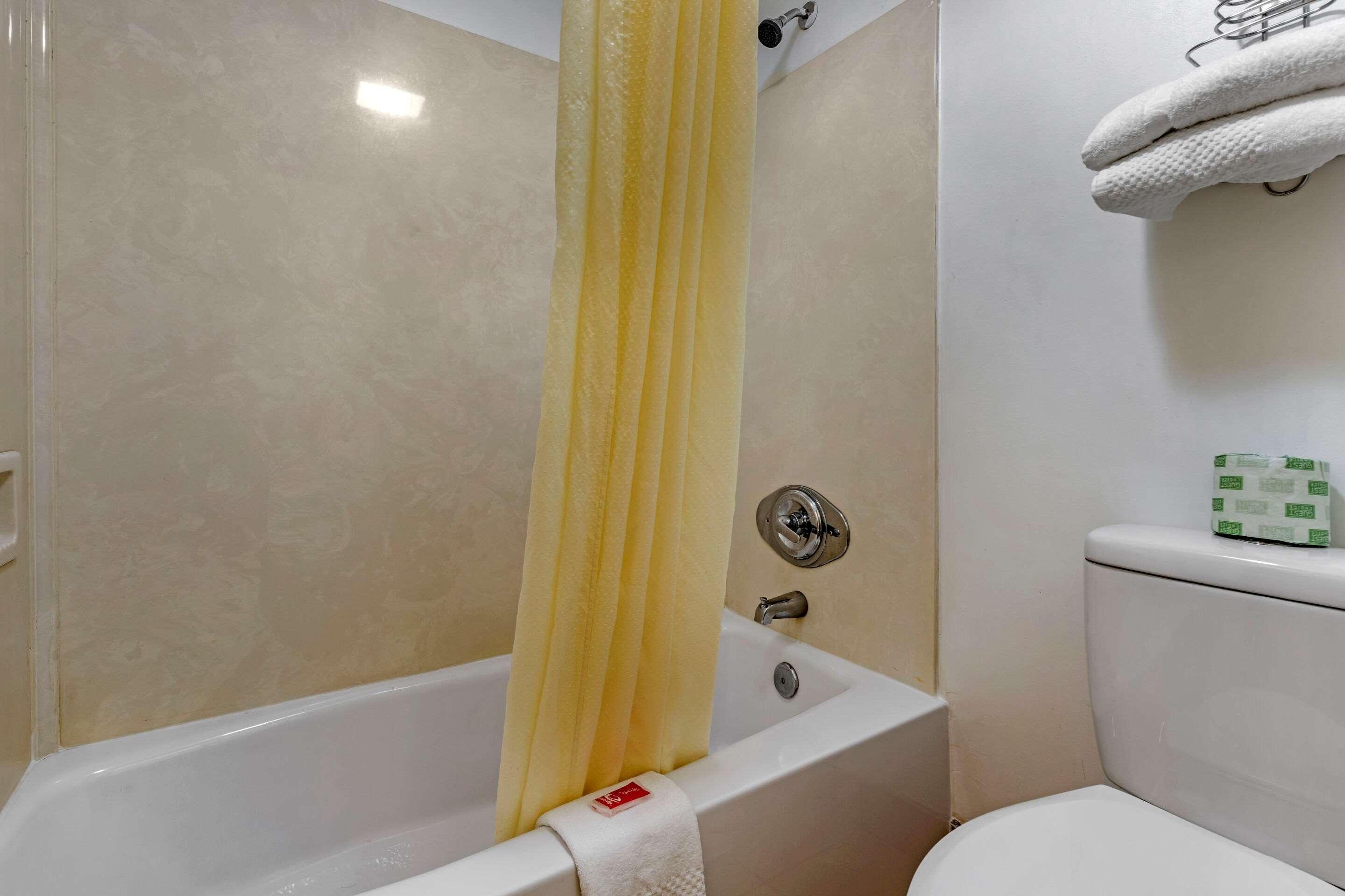 Econo Lodge Inn & Suites Lugoff Екстериор снимка