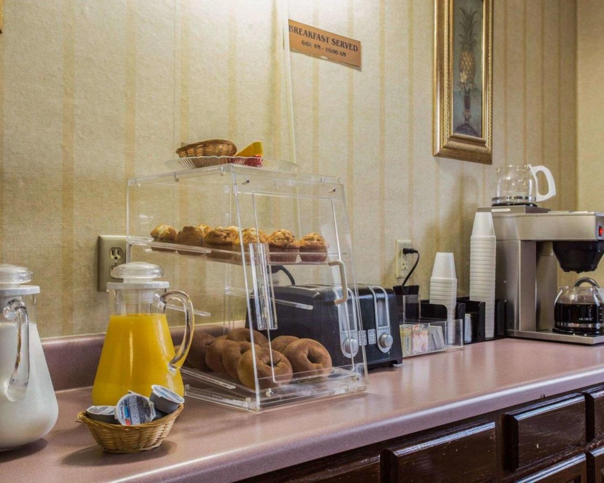 Econo Lodge Inn & Suites Lugoff Екстериор снимка