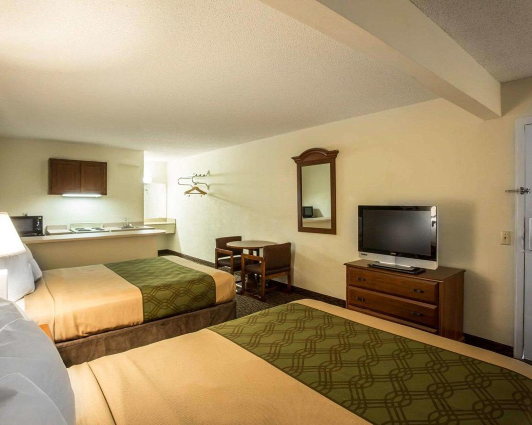 Econo Lodge Inn & Suites Lugoff Екстериор снимка