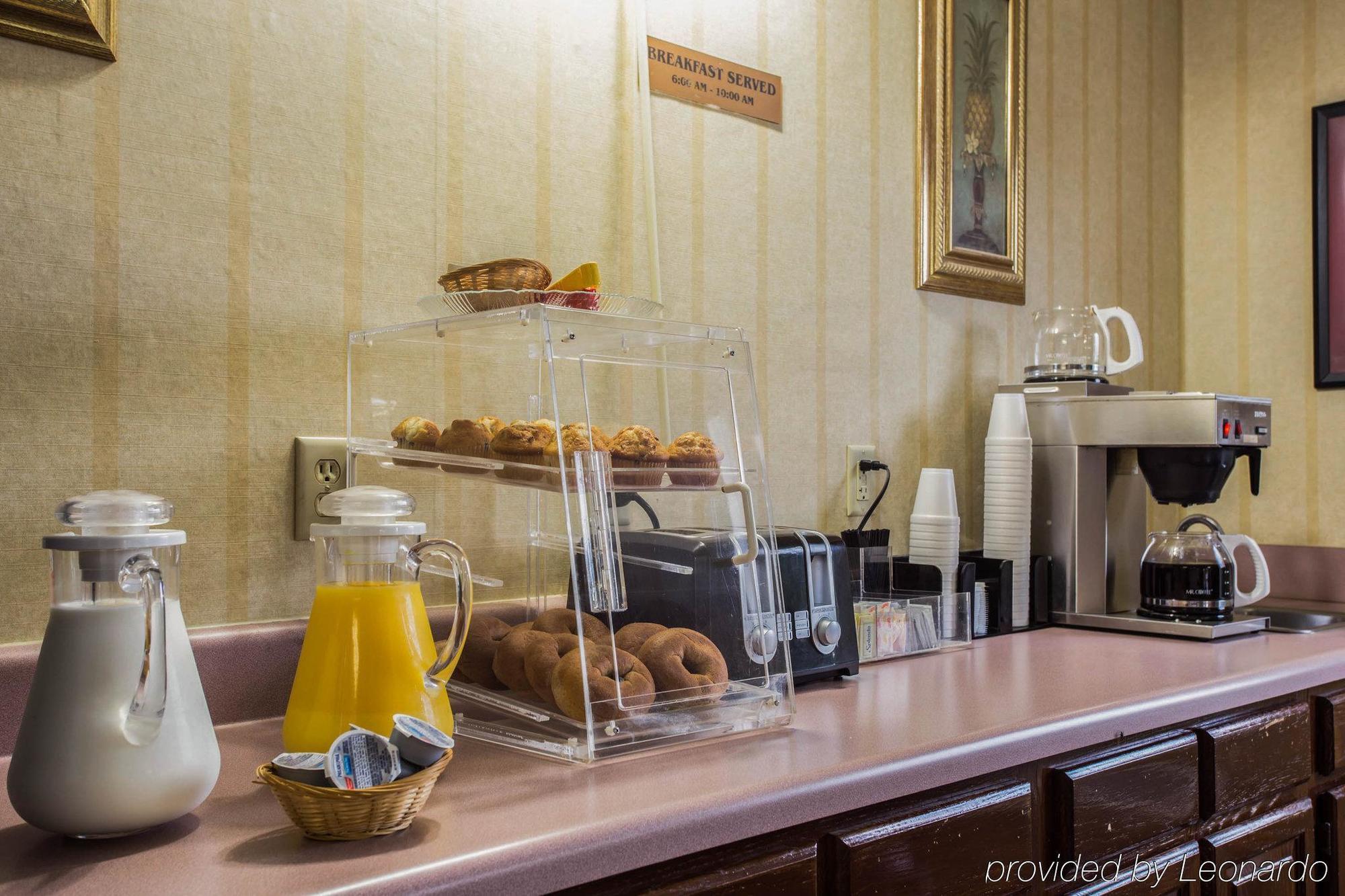 Econo Lodge Inn & Suites Lugoff Екстериор снимка