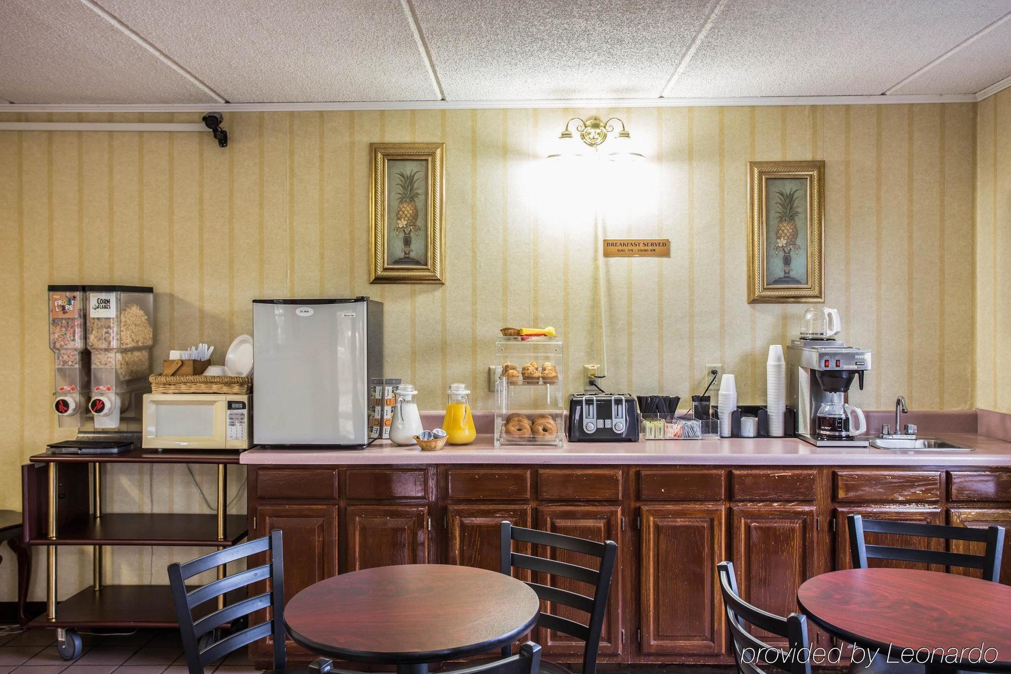 Econo Lodge Inn & Suites Lugoff Екстериор снимка