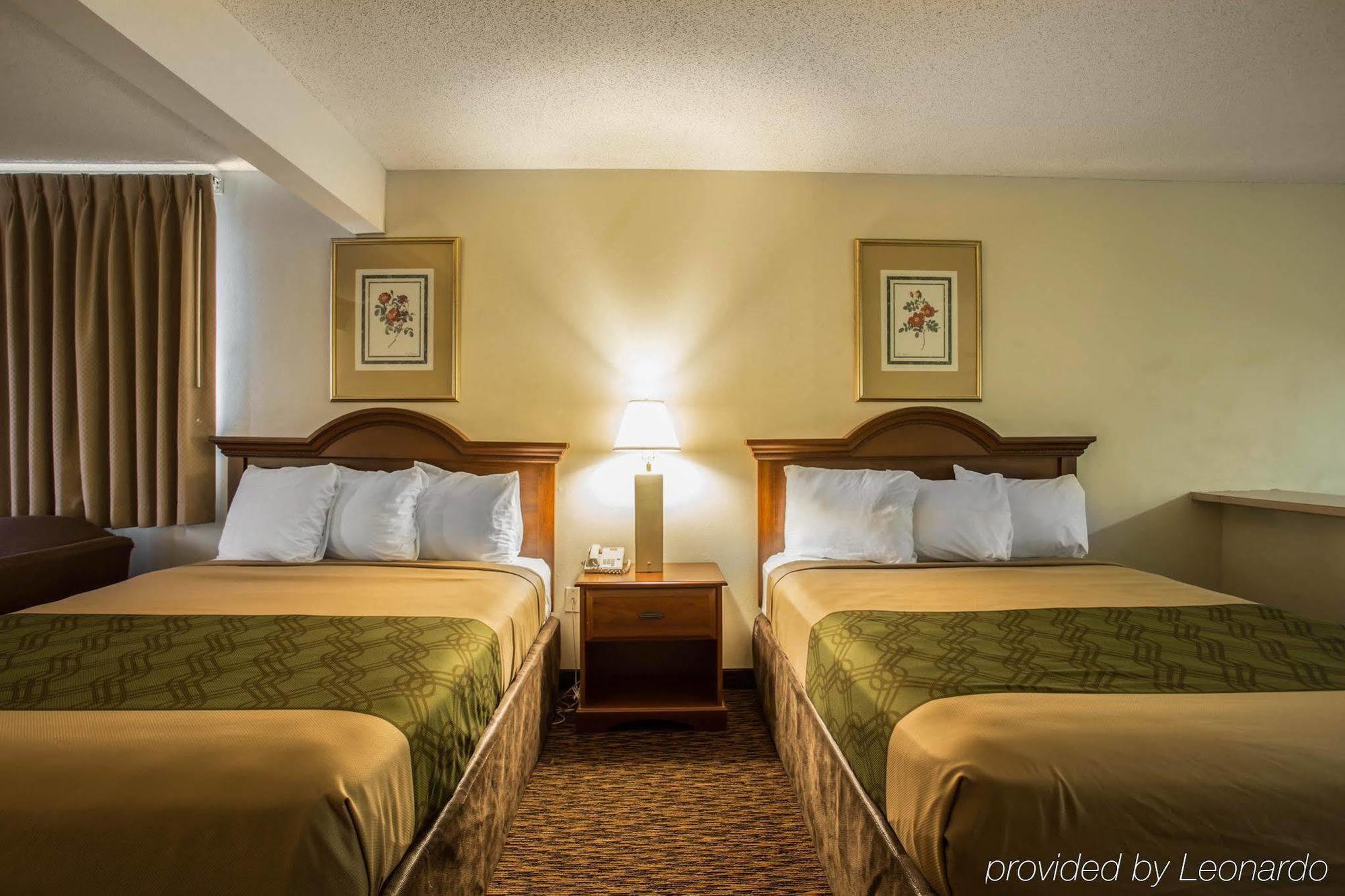 Econo Lodge Inn & Suites Lugoff Екстериор снимка