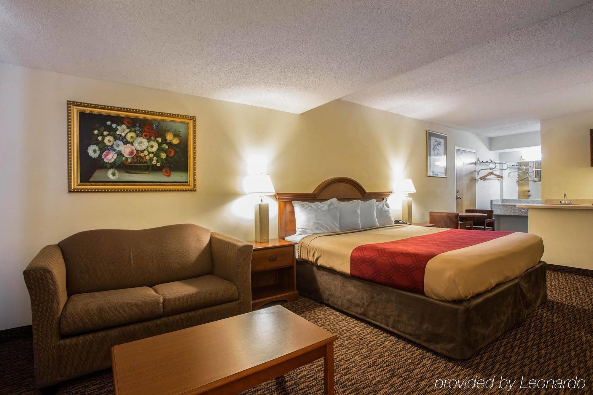Econo Lodge Inn & Suites Lugoff Екстериор снимка