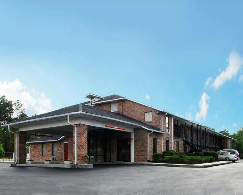 Econo Lodge Inn & Suites Lugoff Екстериор снимка
